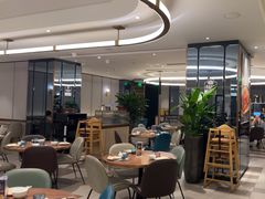 -港丽餐厅(杭大店)