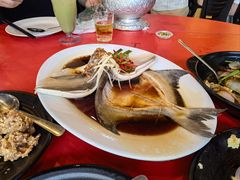 -大树下海鲜饭店