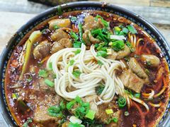 -胥佳烧鸡公牛肉面馆