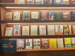 -西西弗书店&矢量咖啡(静安大悦城店)