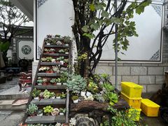 -四方小吃·白族庭院餐厅