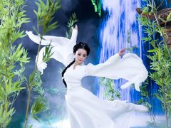 -九月鹰飞汉服摄影工作室
