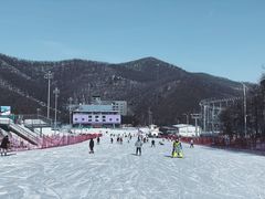 -长春莲花山滑雪场