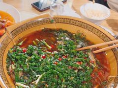 -自贡扛霸子鲜锅兔(江语城店)