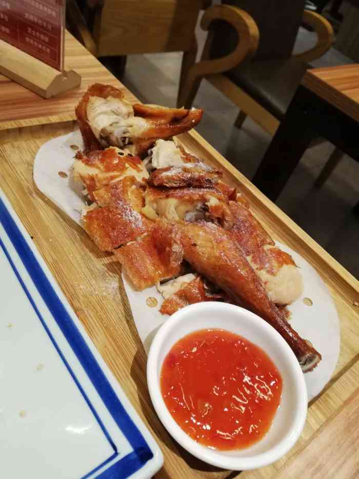 粤食堂(和悦汇店)-"在天津很少有喝早茶的地方,何况还能打到5.