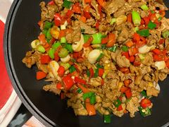 -湘小馆剁椒鱼头(金帝商务大厦店)