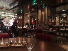 -恰餐厅及酒吧 CHAR Bar & Grill (北京丽都皇冠假日店)