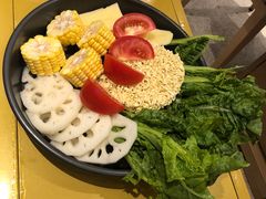 荤素拼盘-八珍玉食鸡煲·打边炉(印象城店)