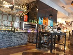 -棕榈阁·巴西烤肉海鲜自助餐厅(中州皇冠假日酒店)