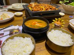 -紫霞门韩国料理烤肉(深南东路店)