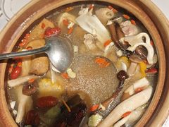 -菌小白火锅(时尚天河店)