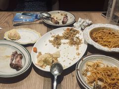 -玛格萝妮比萨屋(四平店)