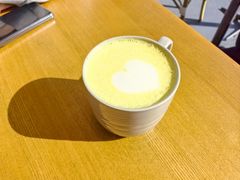 姜黄拿铁-Jamaicablue Coffeeshop(中央广场店)