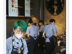-星巴克臻选(成都太古里店)