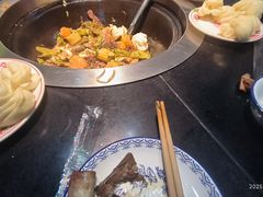 -高家小院铁锅炖大鹅(哈西高铁站店)