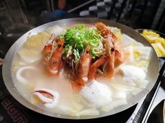 -8锅臭臭锅·正宗台湾小火锅(中心五路店)