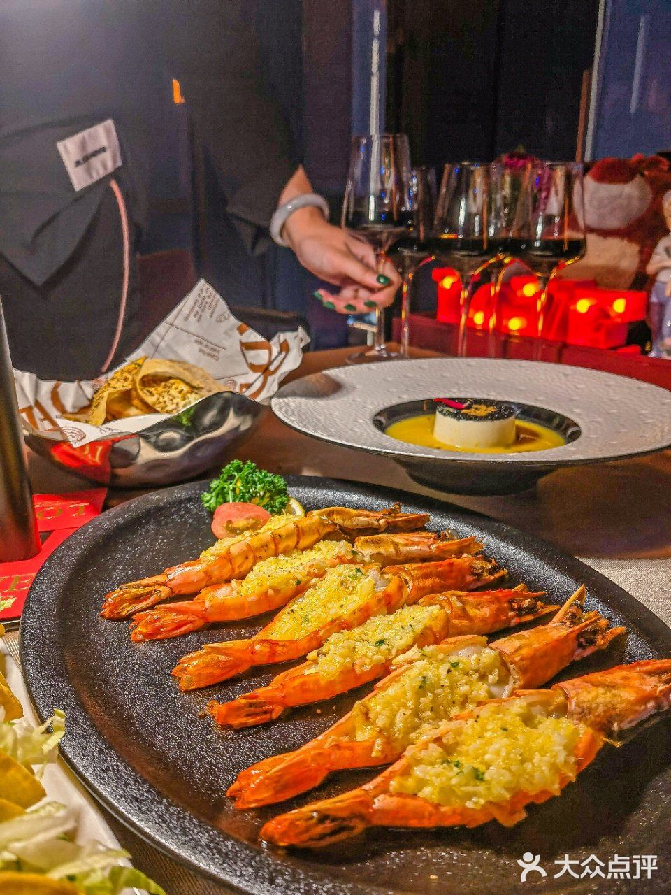 与城墙共进晚餐，如此夜色浪漫❤️