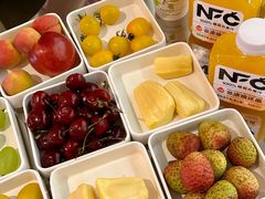 -涨巢·潮玩水疗局