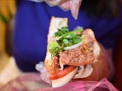 -Bánh Mì Huynh Hoa