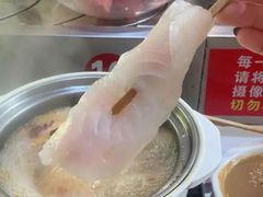 -百品聚旋转火锅(号外店)