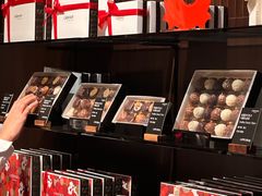 -Laderach 莱德拉(上海环贸iapm店)