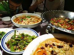 -宣海荣锅贴大王·陕味小吃集(钟楼店)