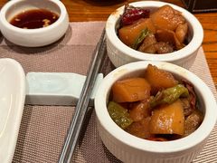 -萨拉伯尔(燕莎友谊商城店)