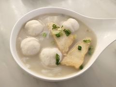 鱼丸河粉-翠华餐厅(香港国际机场店)