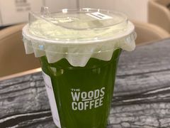 羽衣甘蓝菠萝蔬果汁-THE WOODS 简餐 (国贸商城店)