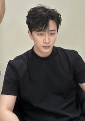 点击看大图 -老佛爷Hair染发烫发Salon