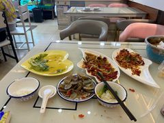 -覃记海鲜美食餐厅