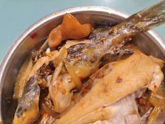 -鸿顺老铁锅美蛙鱼府(解放碑店)