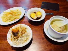 -胡须张鲁肉饭(美食文化馆店)