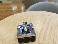 -乐磊奶茶店