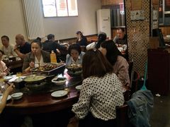 等位区-观城阁家常菜·烤鱼·锦州烧烤(崇文门店)