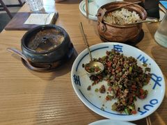 -一坐一忘云南菜(嘉里中心店)