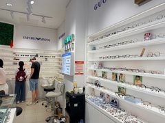 -美式眼镜·授权蔡司.依视路.尼康.豪雅.明月(南翔印象城店)