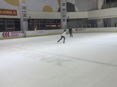 -冠军冰场CHAMPION RINK(百联又一城店)