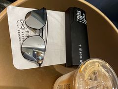 -罗伯特眼镜·蔡司官方授权(罗湖国贸店)