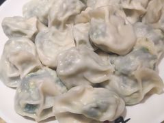素三鲜韭菜鸡蛋虾仁饺子-大眼锅贴水饺(河东店)