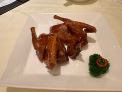 润烧盐香乳鸽-利苑酒家(宜安广场店)