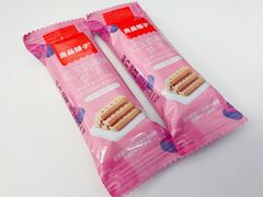 红玉奶茶味饼干-良品铺子(五角场万达店)