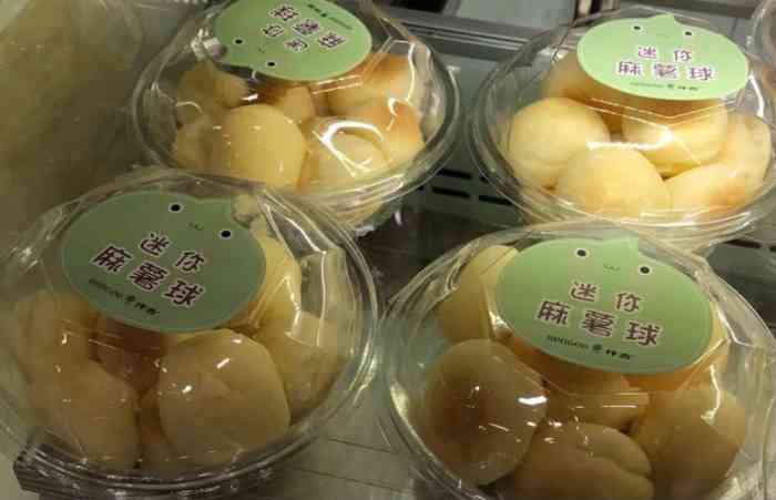 仟吉(岳家嘴1店)-"最爱泡芙,高中开始吃这个泡芙,觉得特别好.