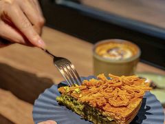 -潮一不贰·法式甜品·生日蛋糕·西式简餐(外滩店)