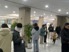 -上海大学附属上海和平眼科医院
