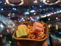 -宝利来国际大酒店-凤凰阁旋转餐厅