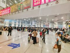 高铁站内景-岳阳东站