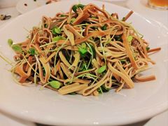 香椿苗拌豆皮-金春禧(世茂国际广场店)