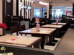 大堂-必胜客(WOW中心城店)