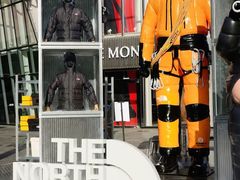 -THE NORTH FACE(三里屯ONEBOX店)